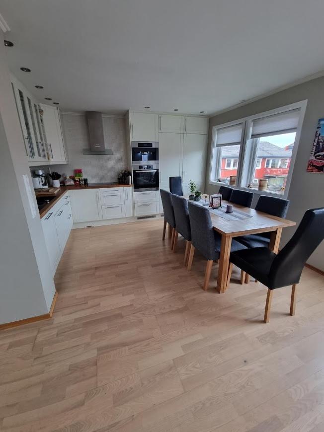 Private Guest Room In Cozy Apartment Trondheim Ngoại thất bức ảnh